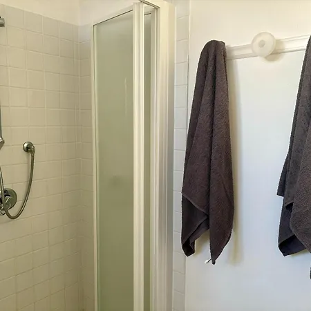 아파트 Modernoappartamento Su Due Piani 사사리