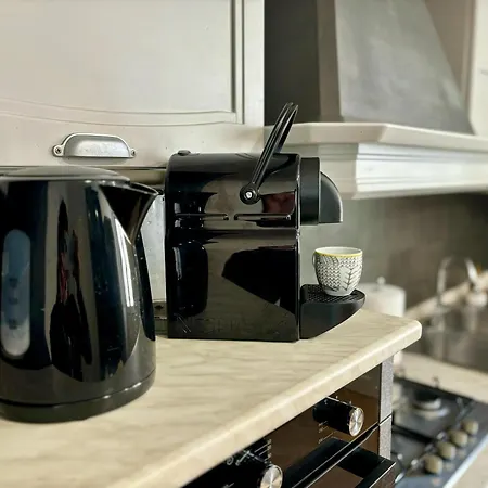 Modernoappartamento Su Due Piani * סאסארי