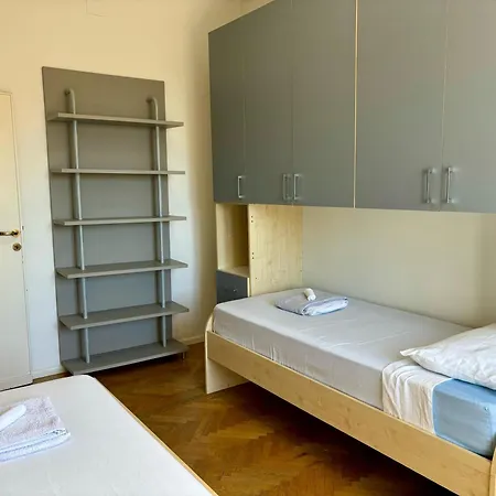 Modernoappartamento Su Due Piani *