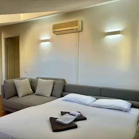 Modernoappartamento Su Due Piani