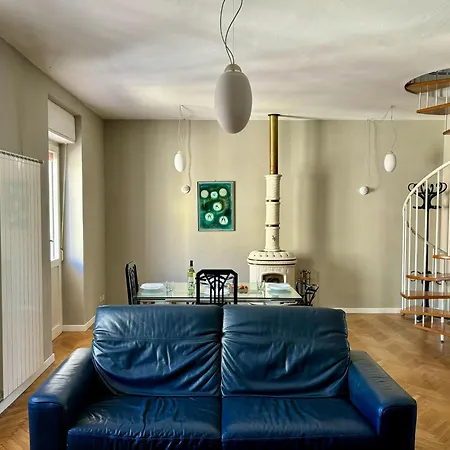 דירה Modernoappartamento Su Due Piani סאסארי